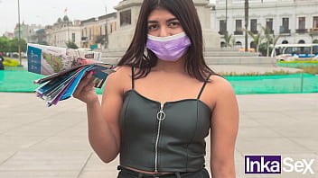 18-year-old submissive Venezuelan gets her first anal drilling on the streets of Lima