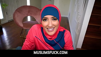 MuslimsFuck-Hijab Wearing Hottie Fucks Landlord To Pay The Rent – Chloe Amour